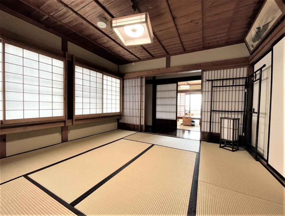 宿屋白金家 Yadoya-Shiroganeya 1日1組限定2名から8名様まで 全館貸切り 伝統的建造物の旅籠宿 Traditional Culture Experience Nagano Ngoại thất bức ảnh