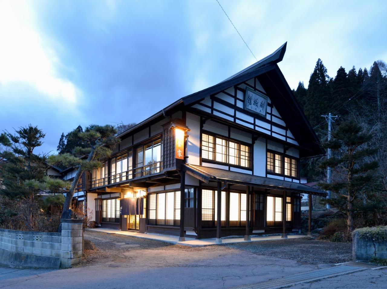 宿屋白金家 Yadoya-Shiroganeya 1日1組限定2名から8名様まで 全館貸切り 伝統的建造物の旅籠宿 Traditional Culture Experience Nagano Ngoại thất bức ảnh